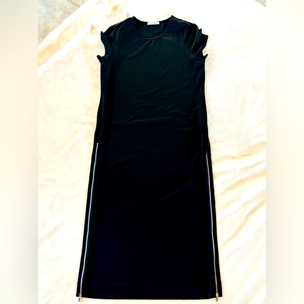 Wrinkle free Italian made Anatomie dress